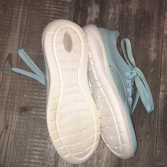 Crocs Women's Literide Pacer Lace-up Sneakers Ice Blue - Picture 7 of 7